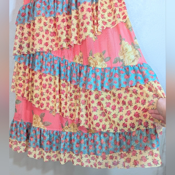 🆕 Betsy Johnson X Torrid Mesh Ruffle Maxi (Torrid 00) - Picture 3 of 14